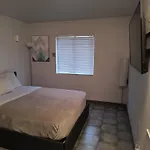 1 Bdrm Plus Bathroom Condo