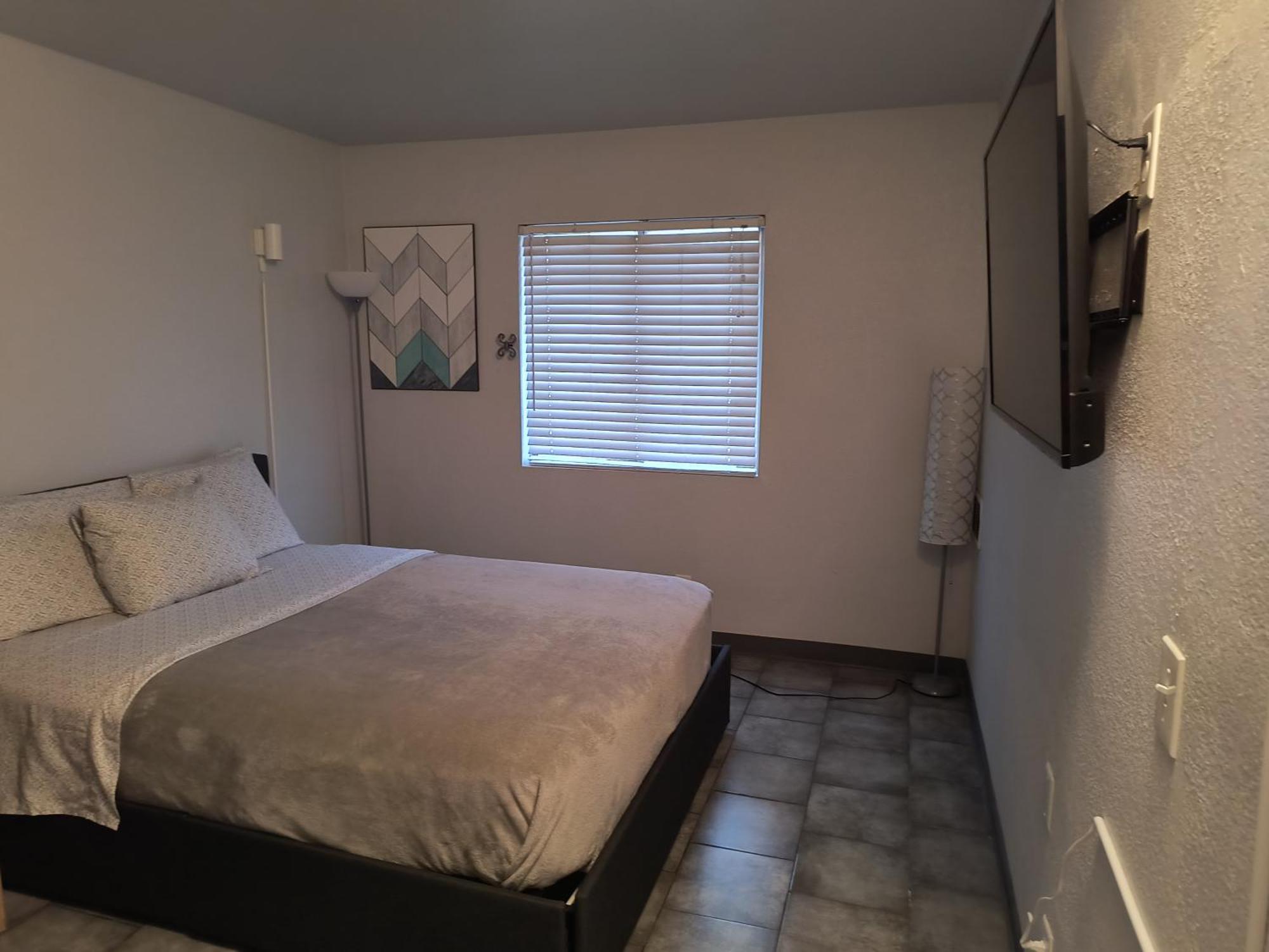 1 Bdrm Bathroom Apartment